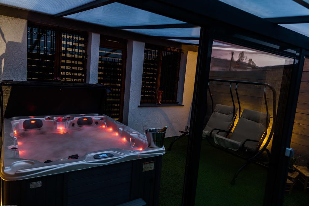 Spa Privatif Toulouse Jacuzzi Villa Aucamville Exterior foto